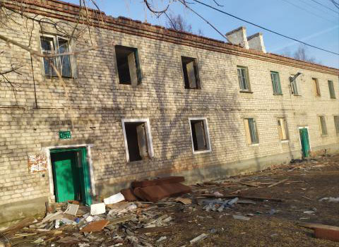 заброшенный дом