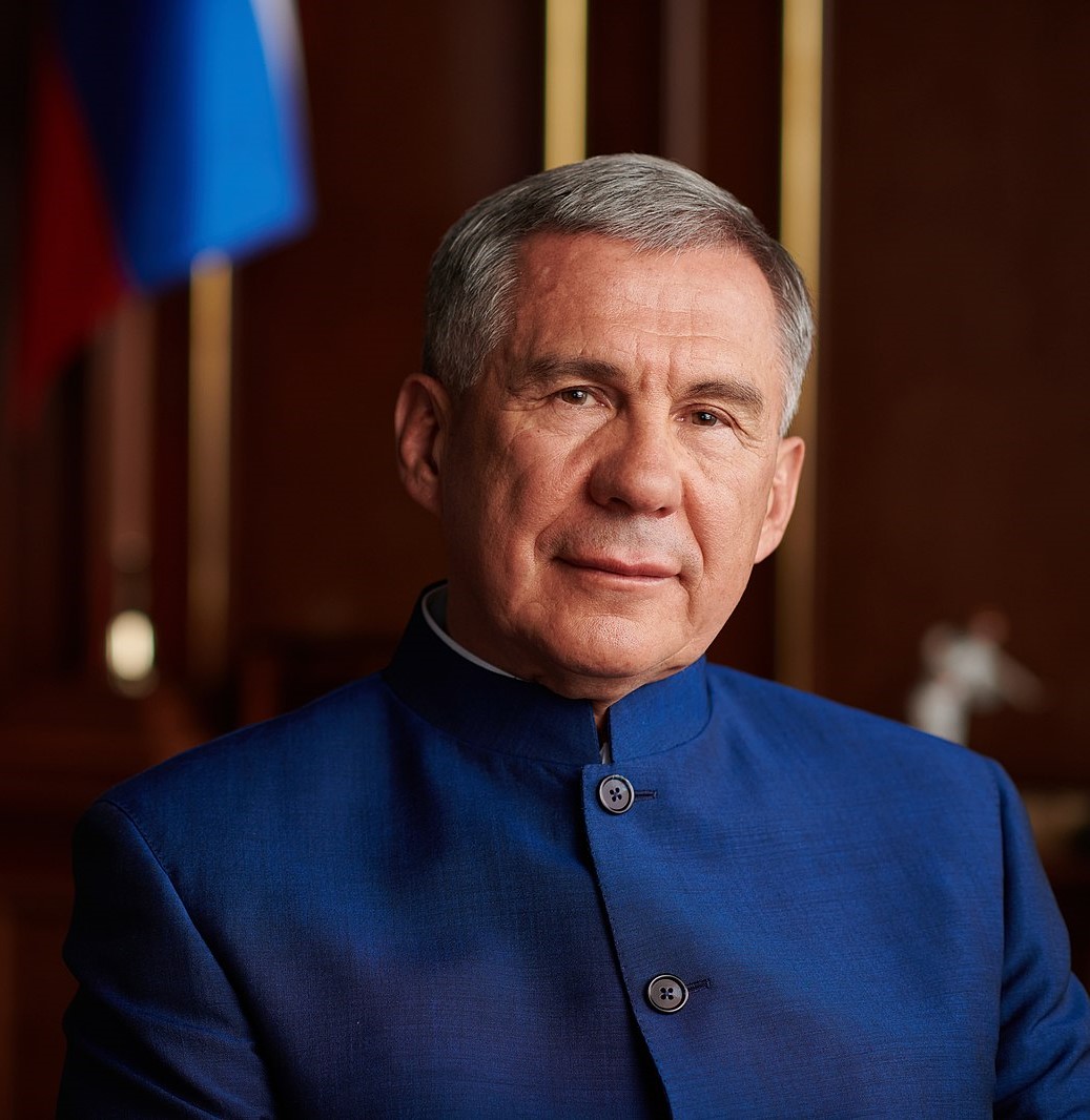 Минниханов Рустам Нургалиевич