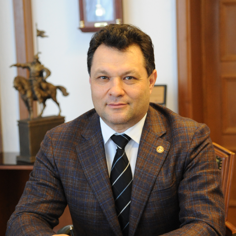 Нуриев Рустем Мидхатович