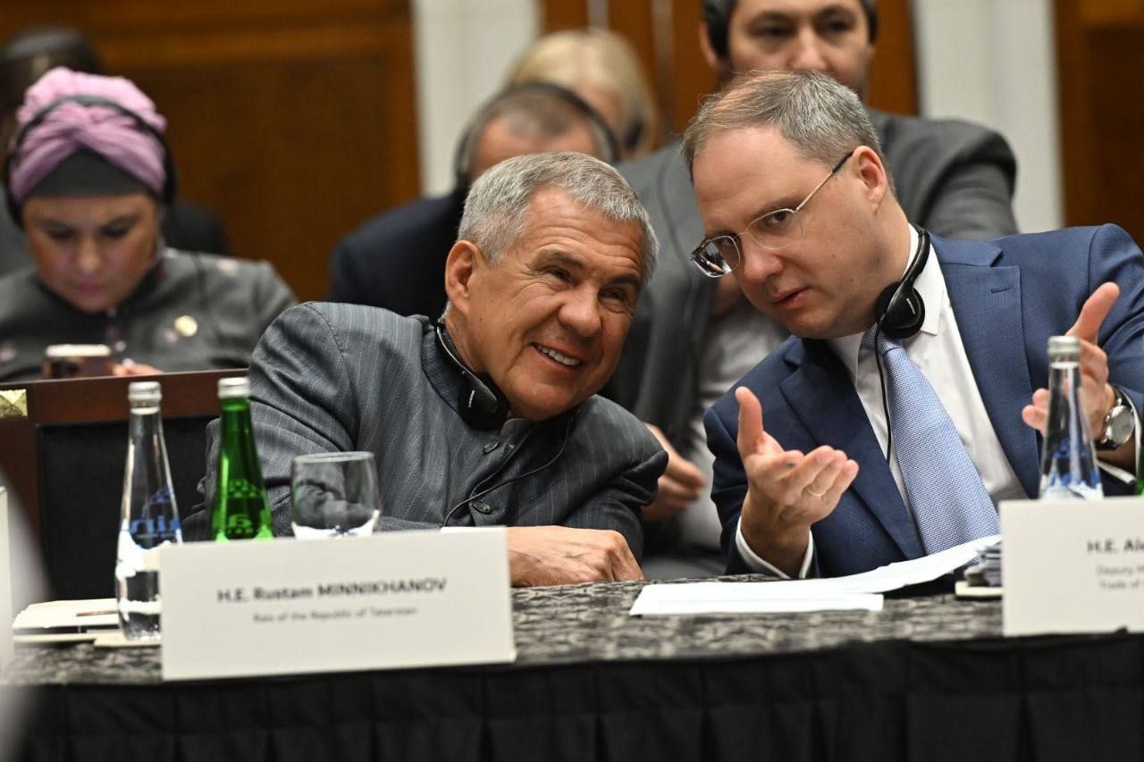 Минниханов принял участие в заседании Межправительственной российско-эмиратской комиссии