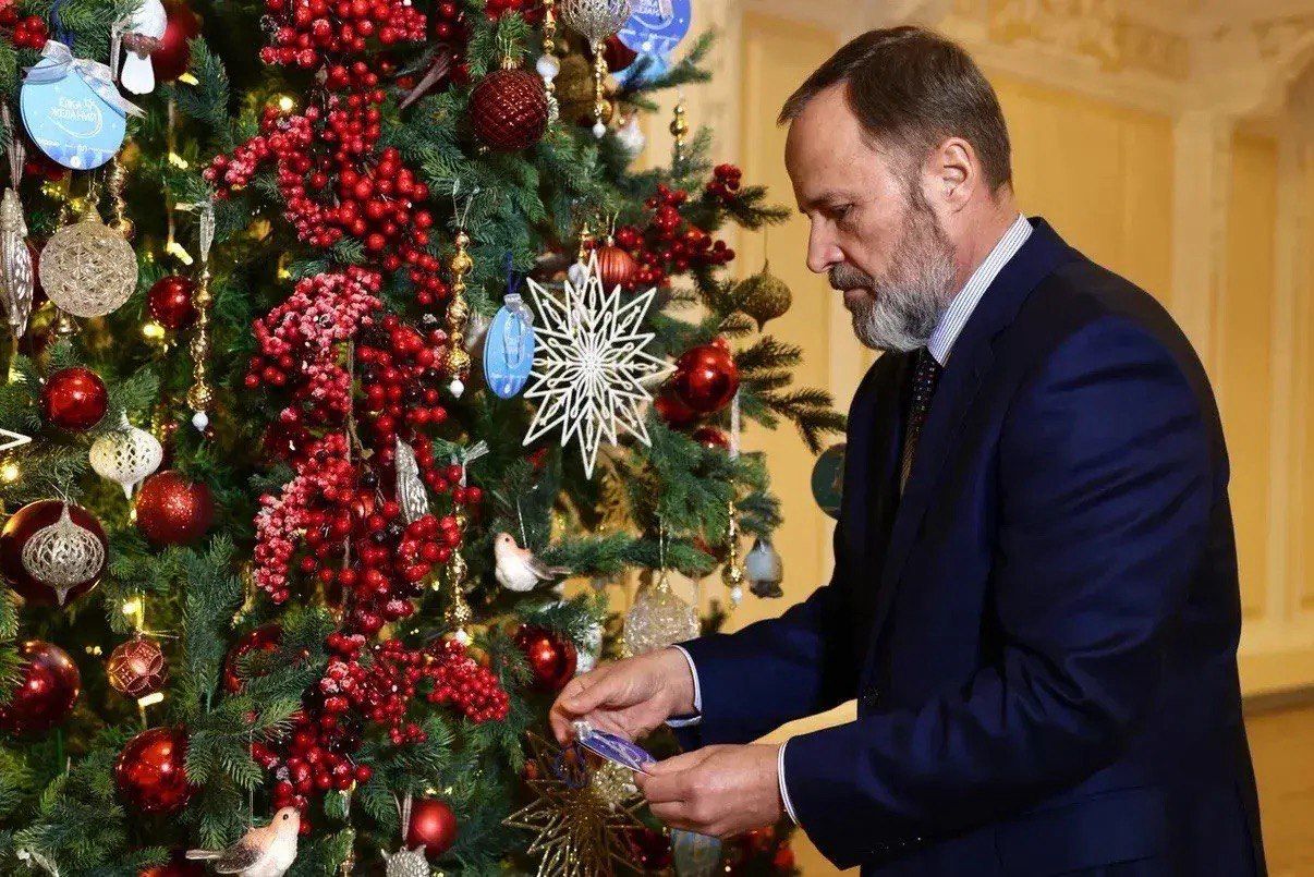 Полпред Президента в ПФО принял участие в акции «Елка желаний»