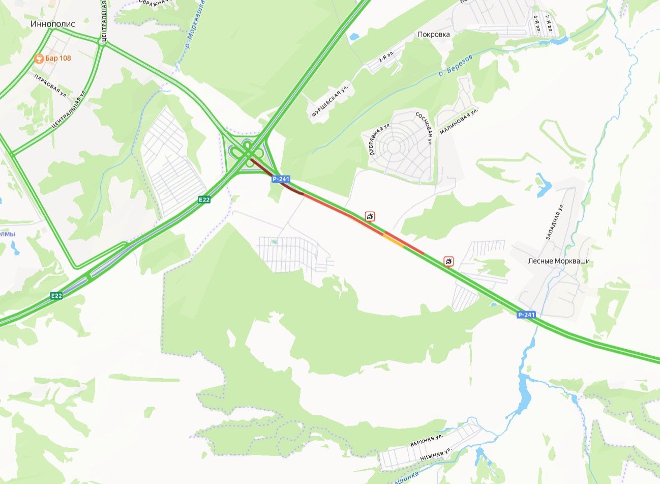 Многокилометровая пробка образовалась из-за ДТП около Иннополиса