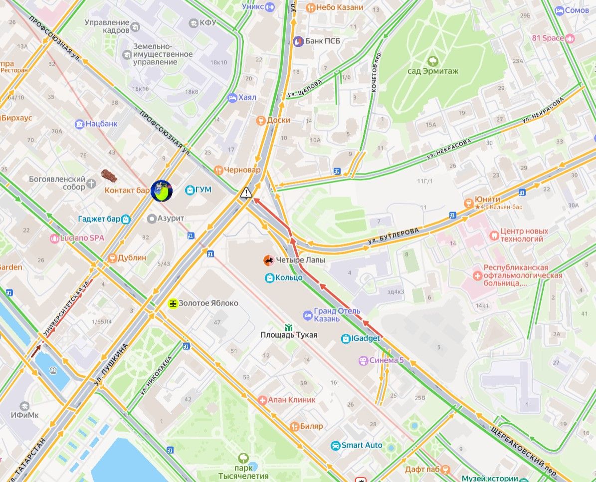 В Казани на перекрестке улиц Пушкина и Бутлерова не работает светофор