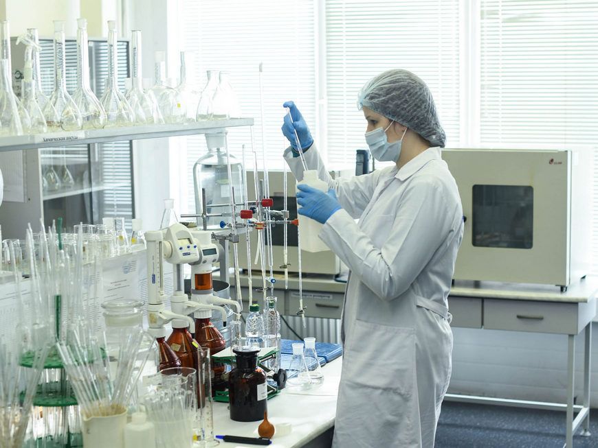 Жаловался на боли и бегал в туалет: кто виноват в массовом отравлении олимпиадников в Казани?