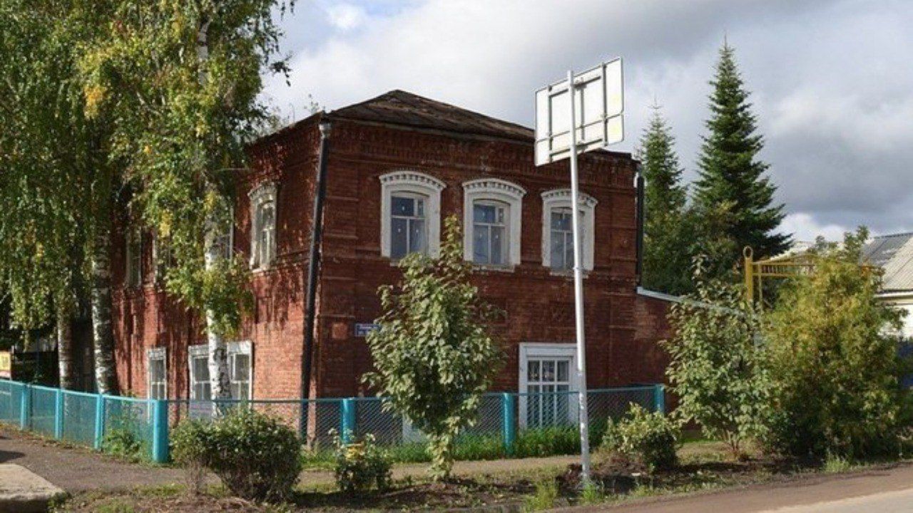 Инвестор выкупил за 1 рубль историческое здание валяльной фабрики в Балтасях
