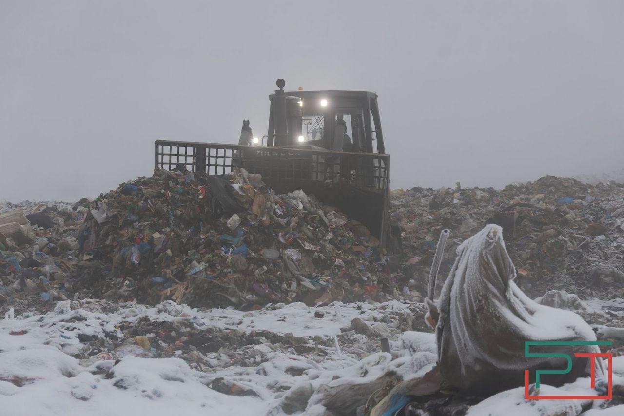 «Нам своего мусора хватает»: власти Казани не хотят принимать на свой полигон отходы из районов