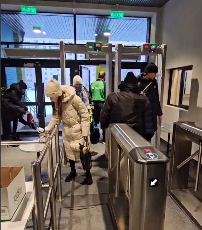 Во всех школах Нижнекамска усилили меры безопасности после нападения в лицее №37