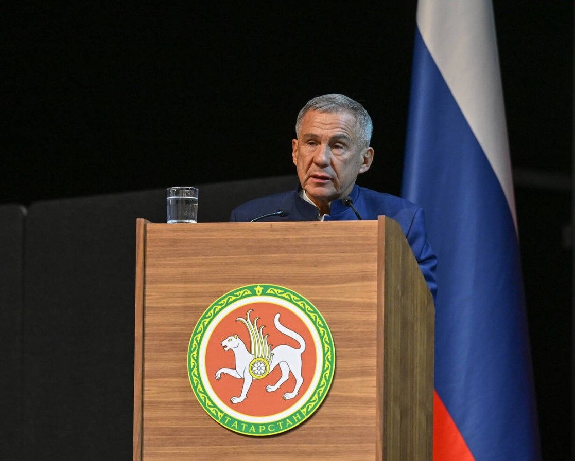 Минниханов: национальный мессенджер MAX надо по максимуму развивать