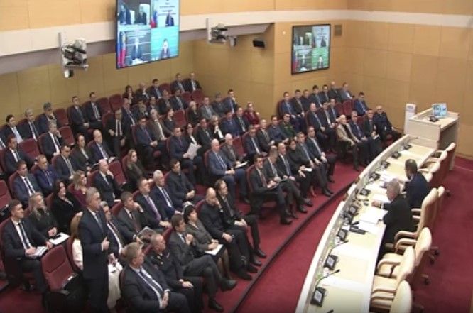 Минниханов: дорожные и аварийные службы должны работать круглосуточно в условиях метели