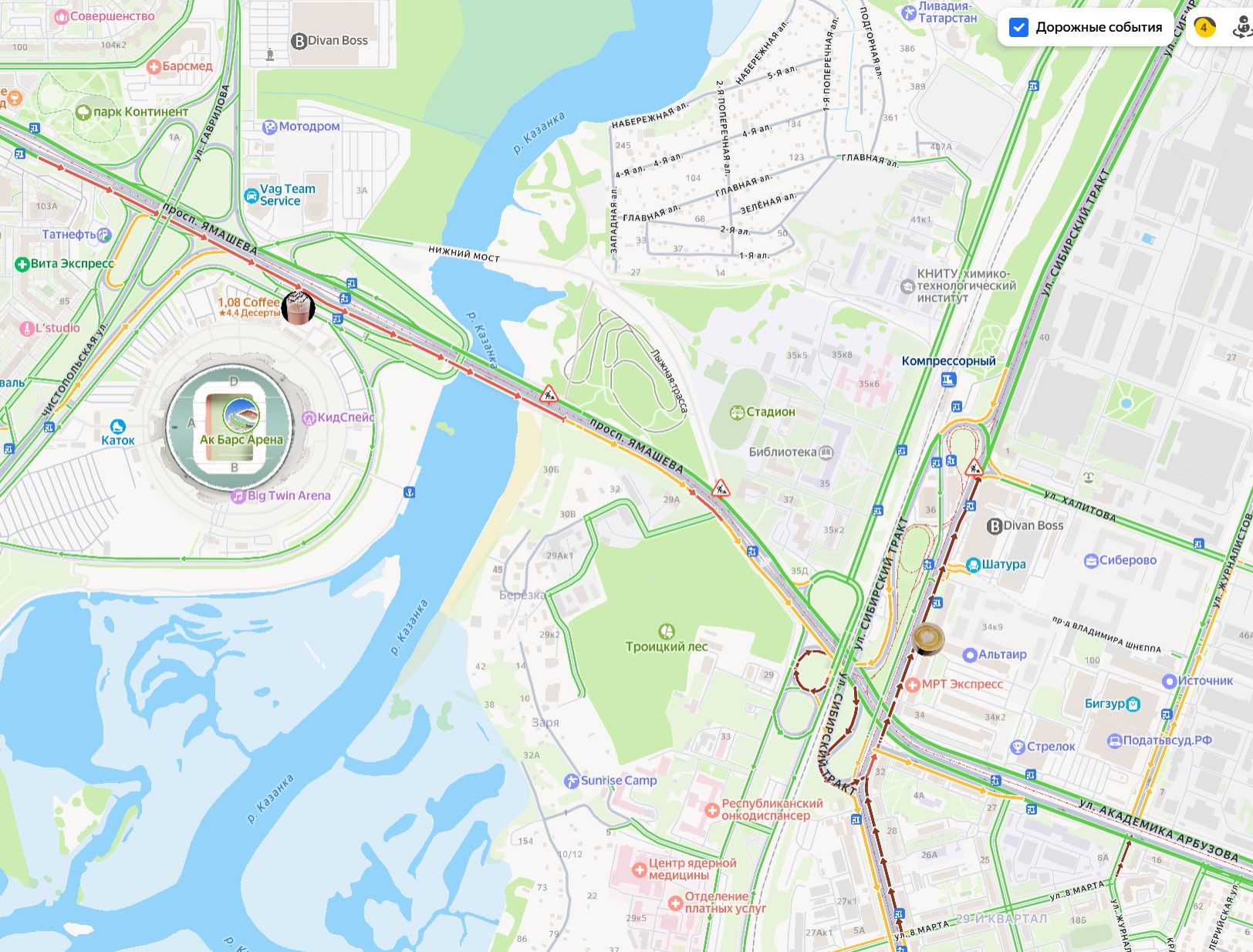 Движение по проспекту Ямашева в Казани парализовано