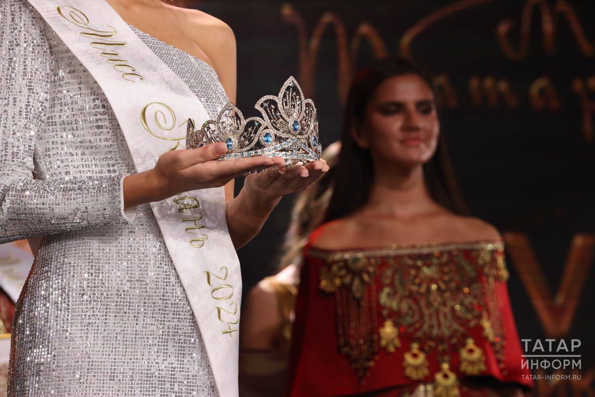 Мировая слава, детское питание и гадание: чем занимаются бывшие королевы красоты Татарстана