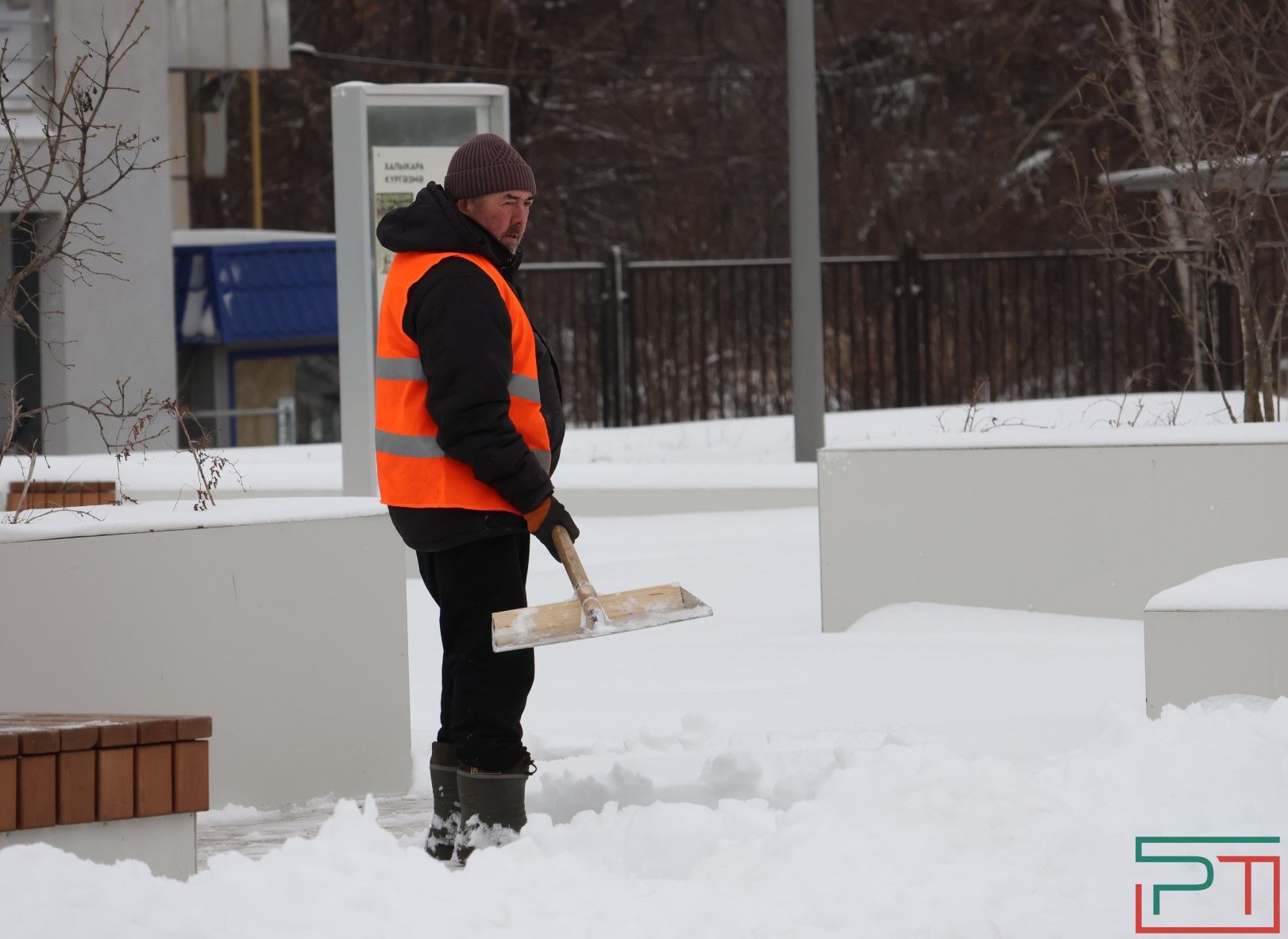 10 января в Татарстане пройдет снег, на дорогах сохранится гололедица