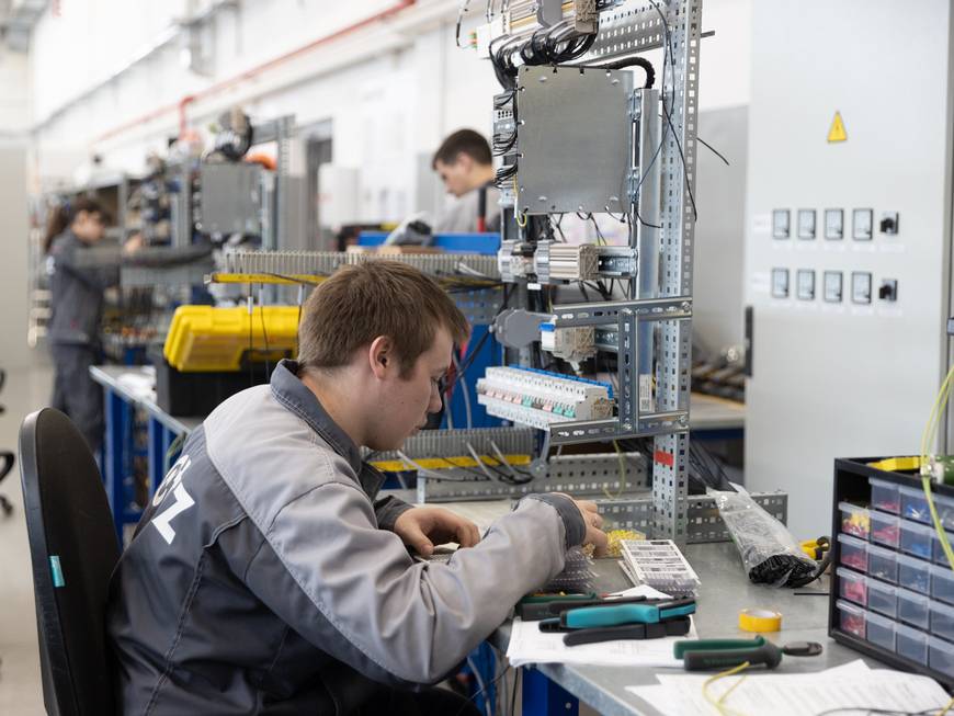 Не второй сорт, а оплот: колледжи и техникумы в Татарстане перестанут быть «средними»