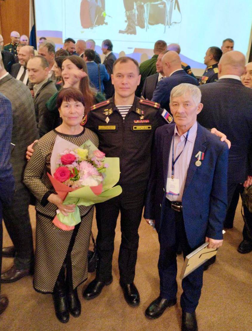 Медаль «Отец солдата» вручили отцу Михаила Марцева - Героя России из Татарстана, вручили