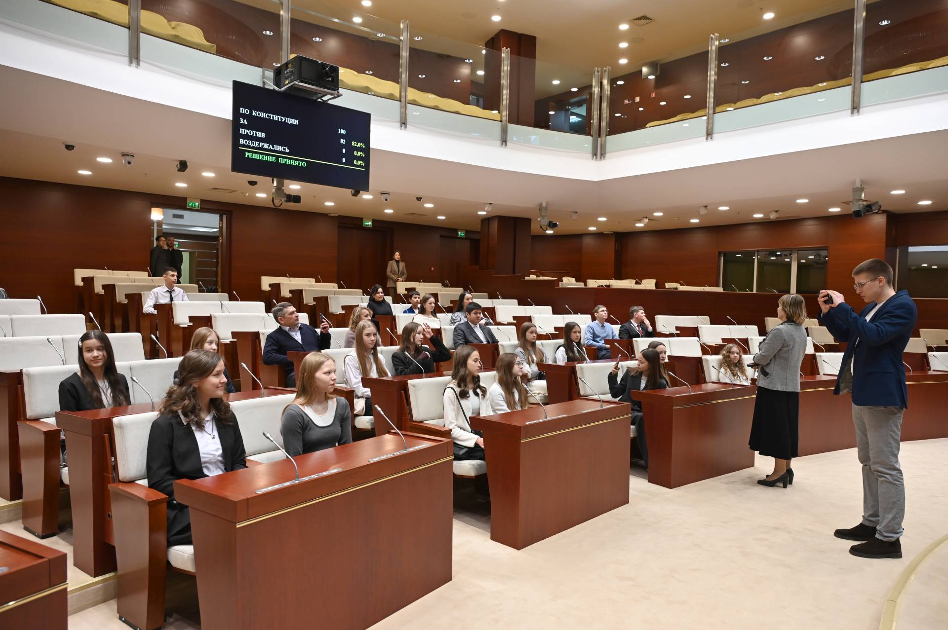 Победители детского конкурса «Земля талантов» посетили Госсовет Татарстана