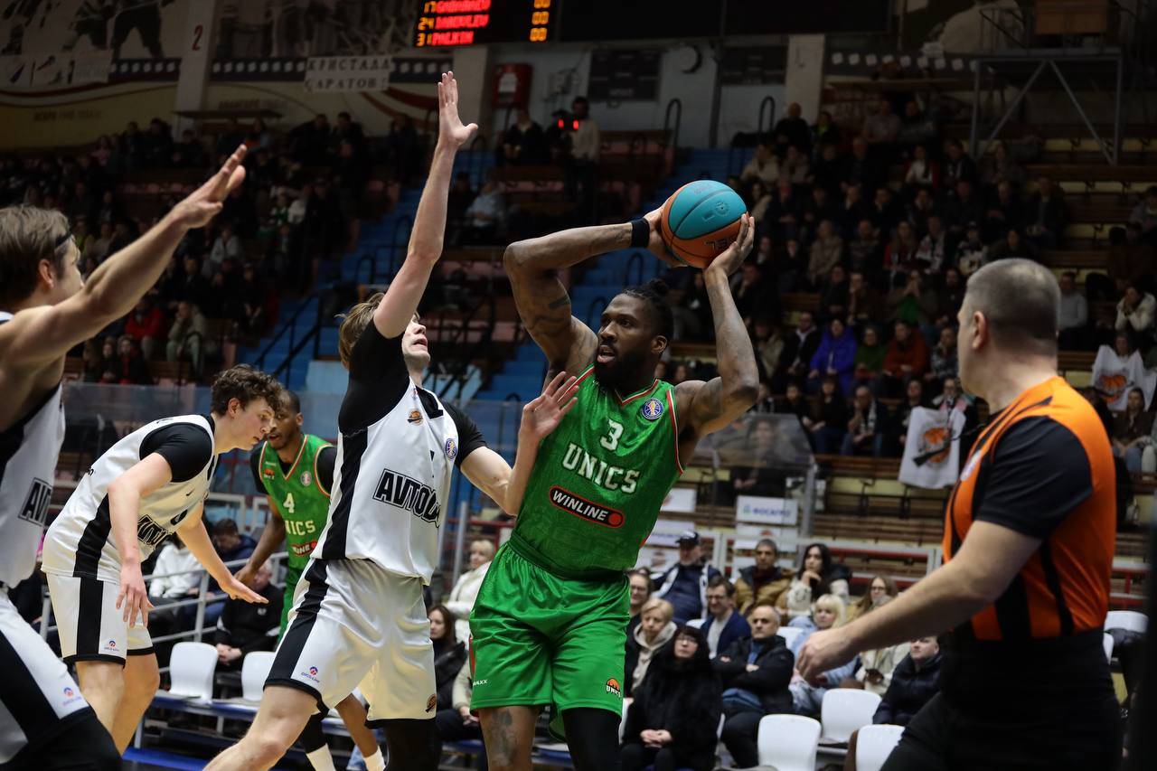 УНИКС на выезде разгромил «Автодор» со счетом 101:65