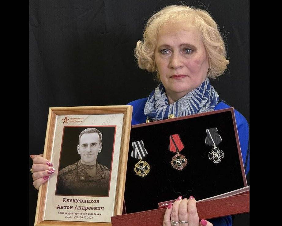 Более 50 семей Чистопольского района снялись в фотосессии «Жена, дети, мама Героя»