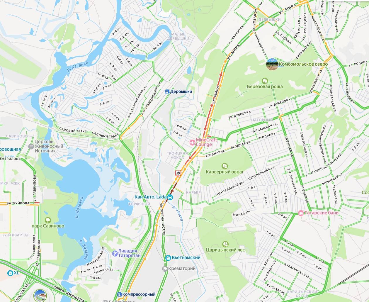 Авария парализовала движение по Сибирскому тракту в Казани