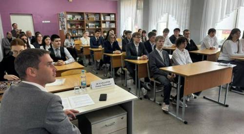 Менделеевские выпускники получат 100 тыс. рублей за 100 баллов на ЕГЭ