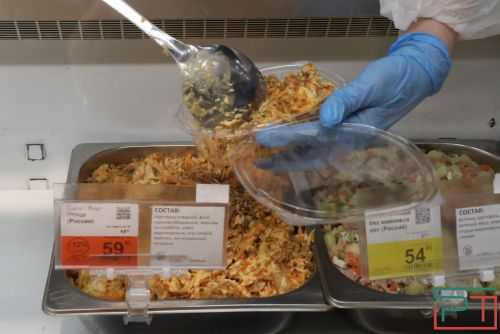 Что дешевле: купить оливье или приготовить самому?