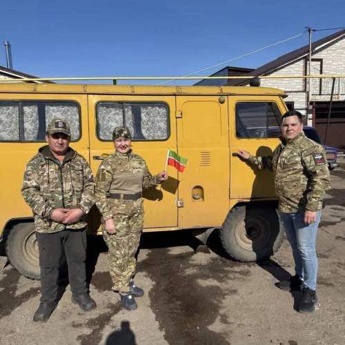 «Душа болит за тех, кто на фронте»: многодетная мать из Татарстана бережет традиции и помогает воинам