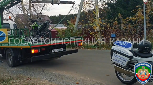 Инспекторы ГАИ конфисковали питбайк у 13-летней школьницы в Юдино