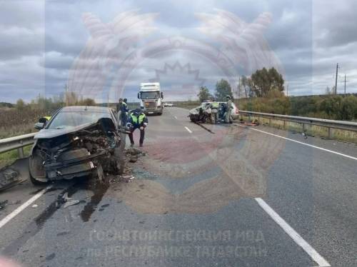 Две «Лады» столкнулись в Татарстане - погибли мужчина и трехмесячный ребенок