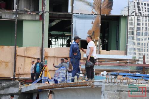 «Как они могли не вызвать скорую?»: в Казани монтажник окон впал в кому, вернувшись с работы