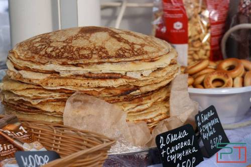 «Дырочки – к счастливой жизни»: какой блин на Масленицу принесет удачу