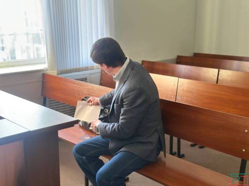 «Избавлю от долгов за взятку»: в Казани судят очередного пристава-коррупционера