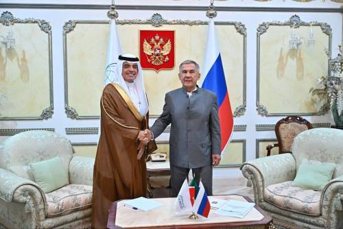 Минниханов встретился с главой ИСЕСКО