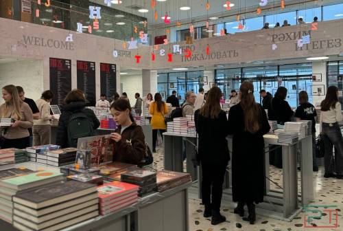 «Сроду не читал, но жизнь заставила»: молодежь в Татарстане взялась за книги