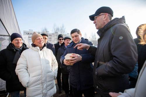 Мэр Нижнекамска купил для семьи фермерские продукты на первой сельхозярмарке весны