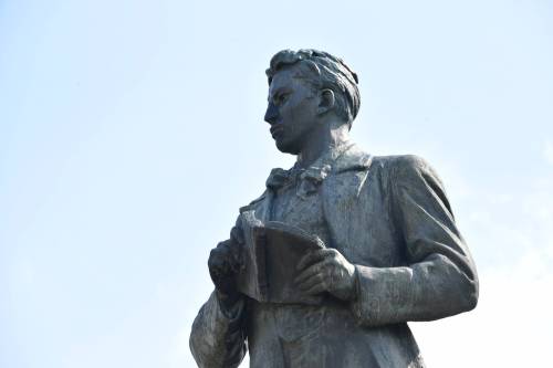 Чтения, автобусные экскурсии и выставка: как в Татарстане отпразднуют 140-летие Тукая