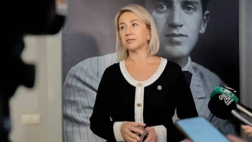 «Вы будите сердца»: Ирада Аюпова поздравила татарстанцев со Всемирным днем театра