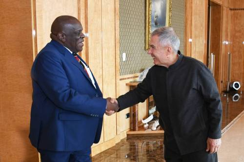 Минниханов встретился с послом Уганды в России