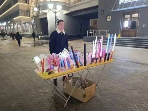 В Казани на Баумана арестован уличный торговец с долгами по штрафам почти на миллион рублей