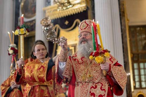 «Мы дожили до светлой пасхальной радости»: Татарстан встречает Христово Воскресение