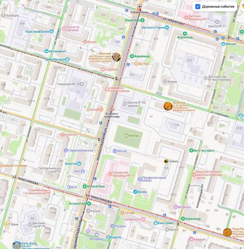 Авария парализовала движение по улице Ленинградской в Казани