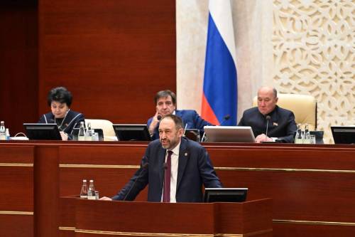 «Нужны единые, четко выверенные шаги»: Алексей Песошин рассказал о главных вызовах для Татарстана
