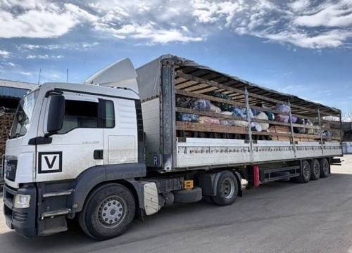 Фура с гуманитарной помощью отправилась из Лениногорска в госпиталь на донецком направлении