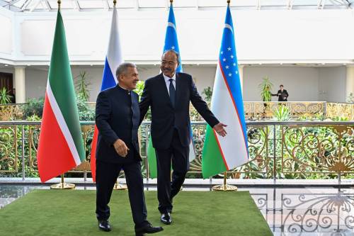 «Вы очень опытный человек»: Премьер Узбекистана оценил вклад Минниханова в экономику двух стран