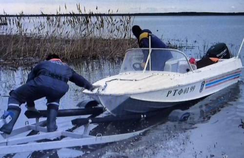 Продолжаются поиски рыбака, пропавшего на реке Ик в Мензелинском районе