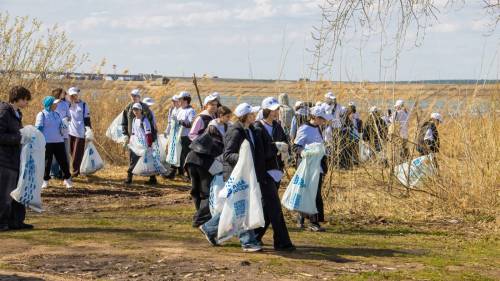 Казанцев пригласили на центральный субботник в парке Урицкого