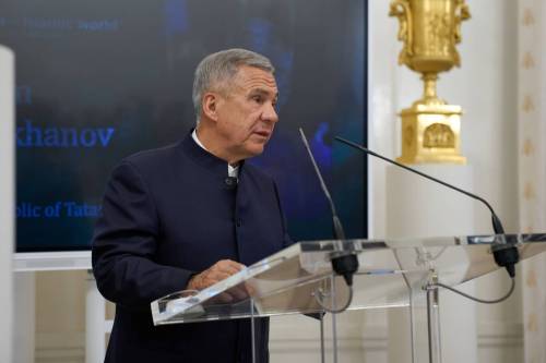 Минниханов пригласил делегации стран Организации исламского сотрудничества на «КазаньФорум»