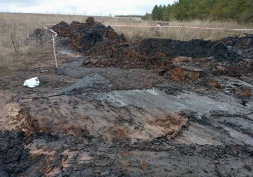 В Азнакаевском районе Татарстана загрязнилась почва из-за прорыва нефтепровода