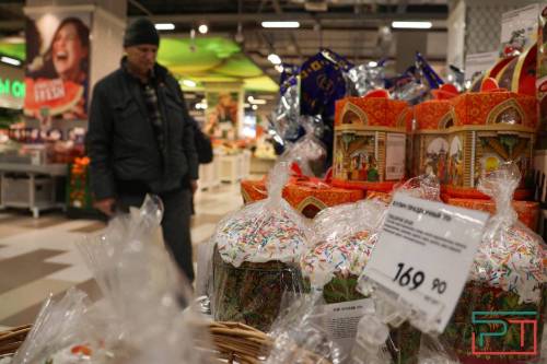 Не простое угощенье: казанский священник объяснил, почему раньше времени нельзя есть пасхальные куличи