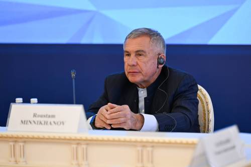 Минниханов принял участие в заседании межправительственной Российско-Малийской комиссии в Казани