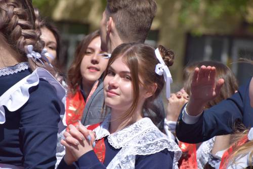 Поплачут под свою музыку и под чужую: в школах Татарстана готовятся к «Последнему звонку»