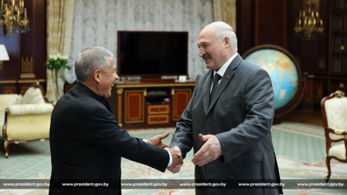 Лукашенко на встрече с Миннихановым заявил, что Беларусь очень похожа на Татарстан